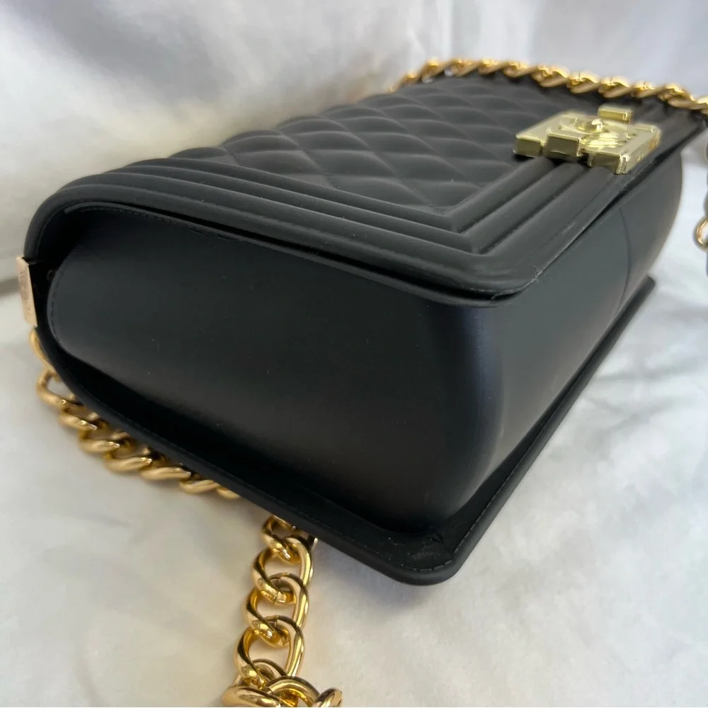 TOYBOY black quilted jelly crossbody bag with gold chain and accents. - Picture 7 of 12